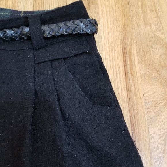 Korean Brand Black Winter Shorts Cuffed Shorts with braided belt Dress shorts - Picture 3 of 8